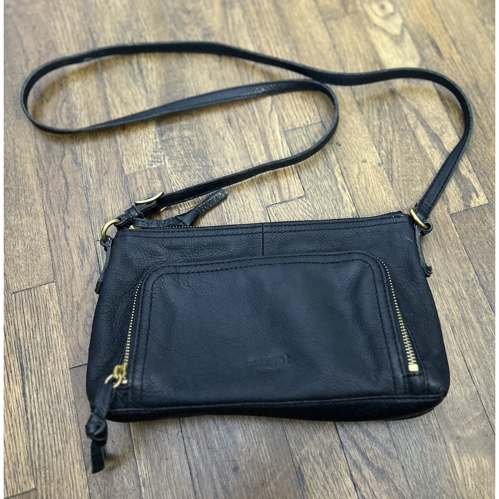 Black Margot New York "Molly" style brass-toned hardware Front Zipper Pocket Med